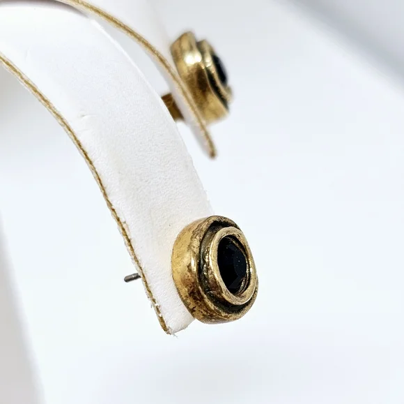 Patricia Locke Earrings - Picture 6 of 9